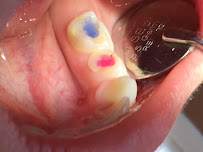 Dentist Fatma İldem Diş Hekimi