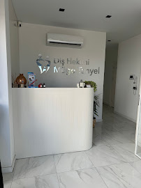 Diş Hekimi Müge Tanyel