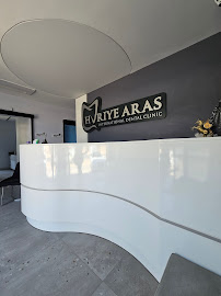 Huriye Aras International Dental Clinic- İMPLANT TEDAVİSİ -HOLLYWOOD SMİLE-GÜLÜŞ TASARIMI DİŞKLİNİĞİ Bodrum