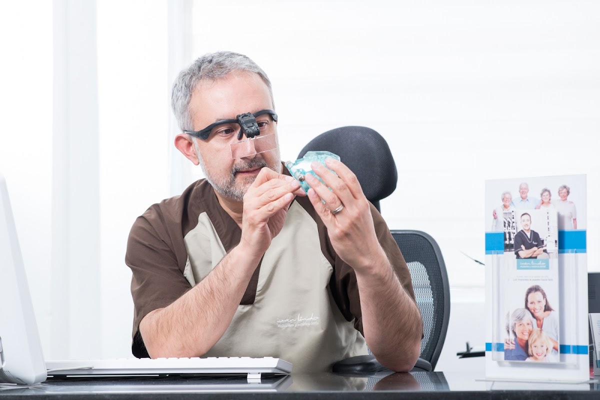 Dr. Ivan Lindo Specialist Center - dental clinic in Bogota, Colombia