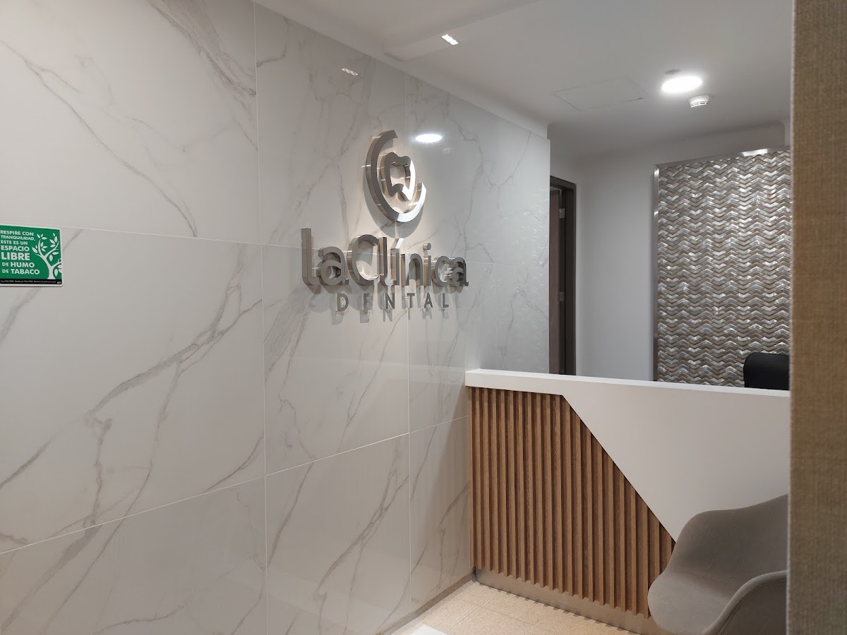 La Clínica Dental Country - dental clinic in Bogota, Colombia