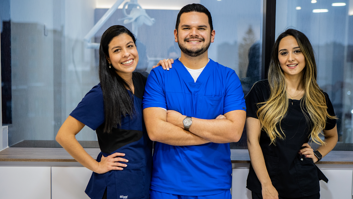 Zenit Dental Studio - Diseño de Sonrisa en Bogota - dental clinic in Bogota