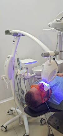 Clinica Dental Rehabilitadora Oral, Dentist U.Javeriana | speaks fluent English | Dental Tourism I