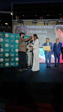 Dra. Tarsys Loayza, Odontólogo