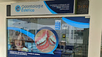 CONSULTORIO ODONTOLOGÍA ESTÉTICA, DR. ALFREDO HERRERA.