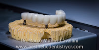 Dr. Marco Muñoz Dental Clinic