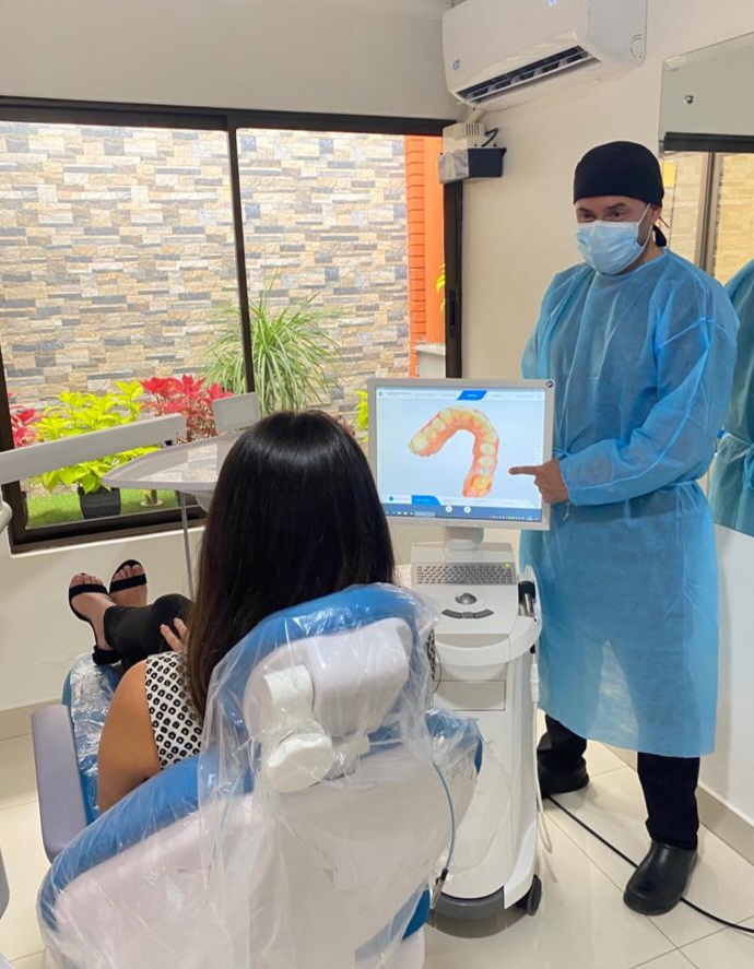 Montero Smile Art - dental clinic in San Jose