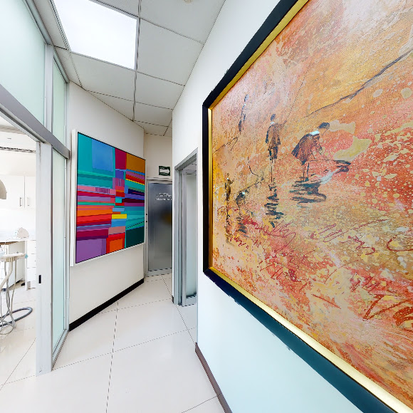 Freer Dental Aesthetics & Implant Center