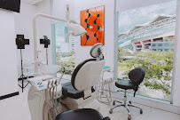 Freer Dental Aesthetics & Implant Center
