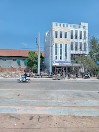 Tan Meng Heang Dentist