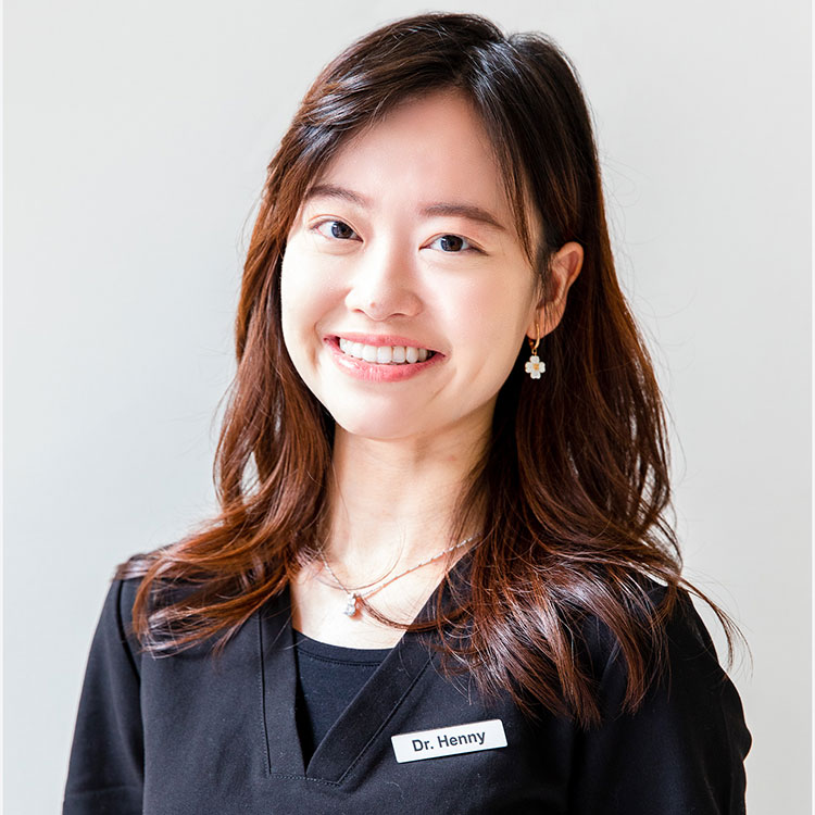 Dentist Henny Lie - Orthodontics and endodontics