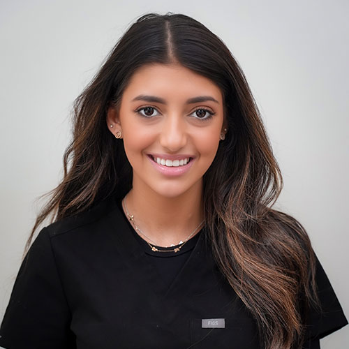 Dentist Claudine Magody Roshdy Yanny Demetry - General dentistry and oral surgery