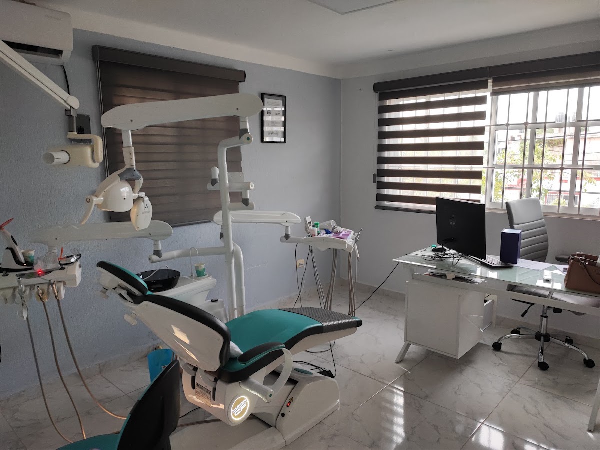 Dental Clinic Clínica Dental Dentesco dental clinic in Cancun