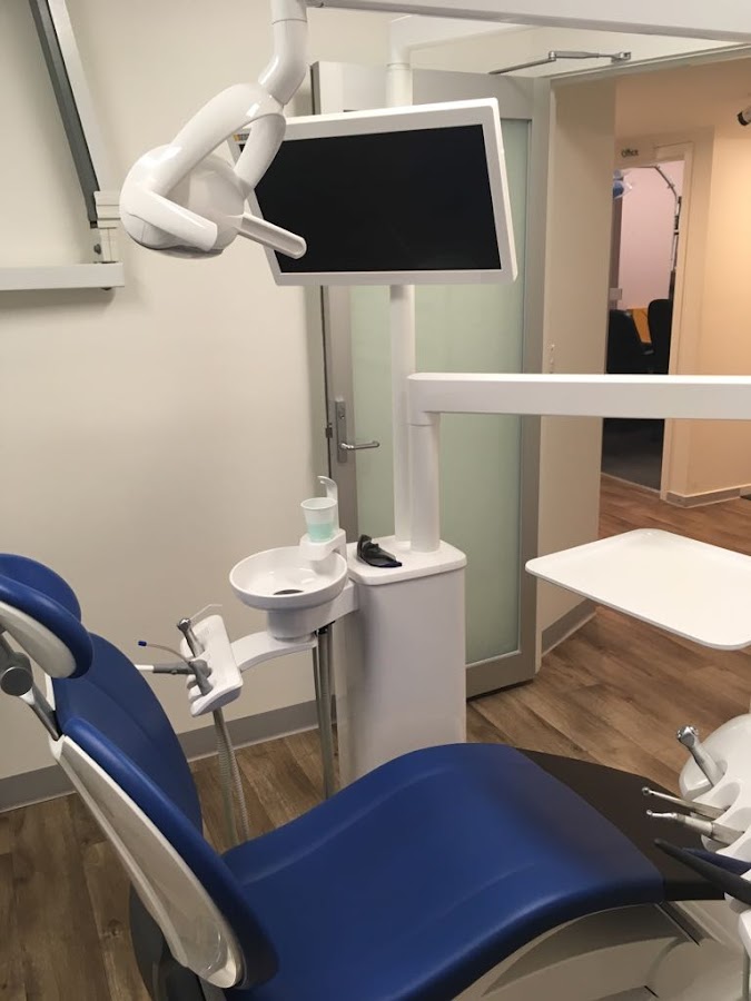 Zen smiles ( formerly Holistic Dental ) - dental clinic in Melbourne, Australia