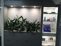 Zen smiles ( formerly Holistic Dental )