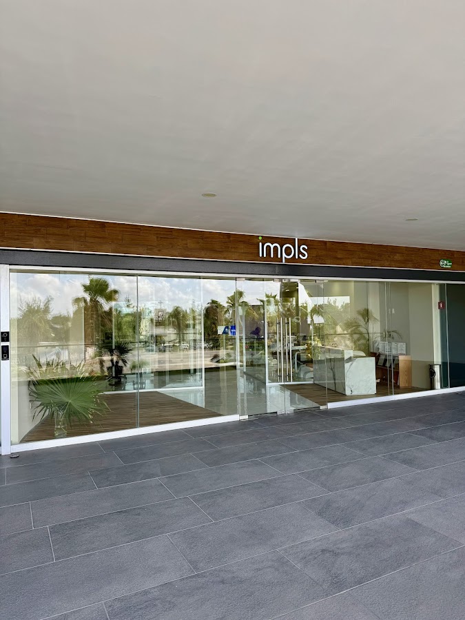 Dental Clinic Dr.chumarin dental clinic in Cancun