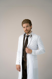 Dr.Chumarin