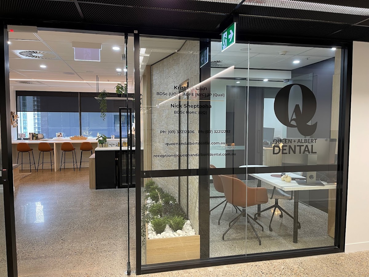 Queen and Albert Dental - dental clinic in Brisbane, Australia