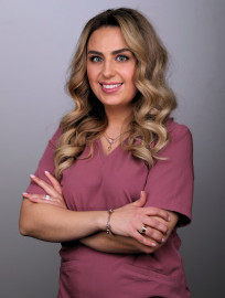 Dr. Nadia Voitovych