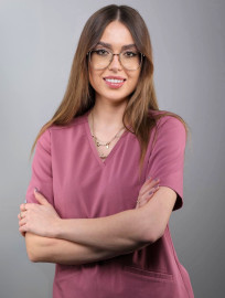 Dr. Kinga Markowicz