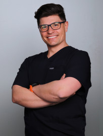 Dr. Bartlomiej Guzik