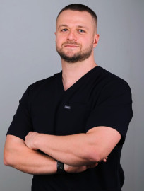 Dr. Aleksander Wolkov