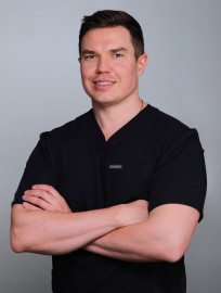 Dr. Maksim Zhachko