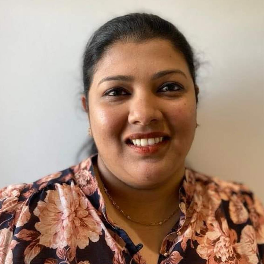 Dentist Krishna Girija - General dentistry