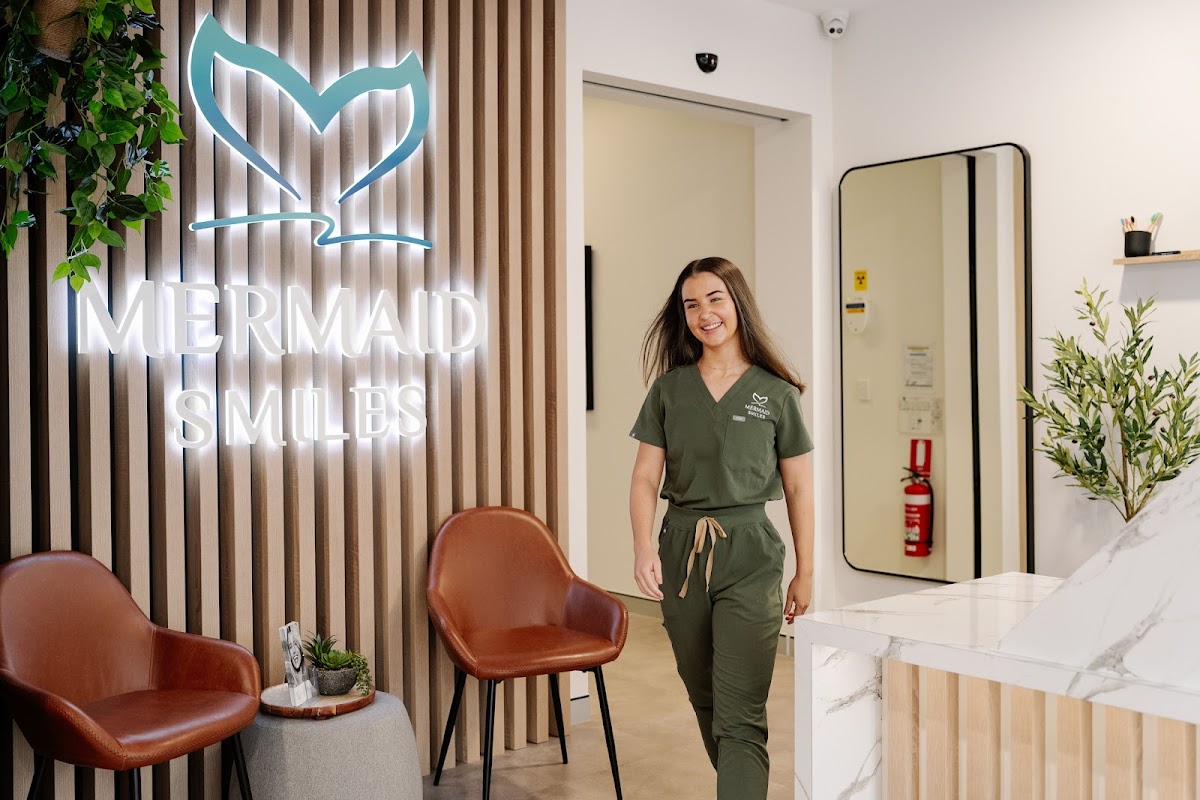 Mermaid Smiles - dental clinic in Gold Coast, Australia
