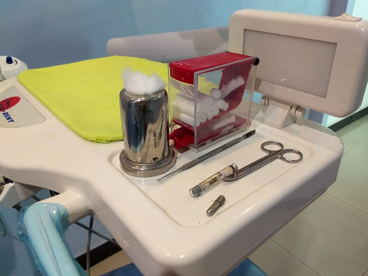 Cancun Dental Center - dental clinic in Cancun, Mexico