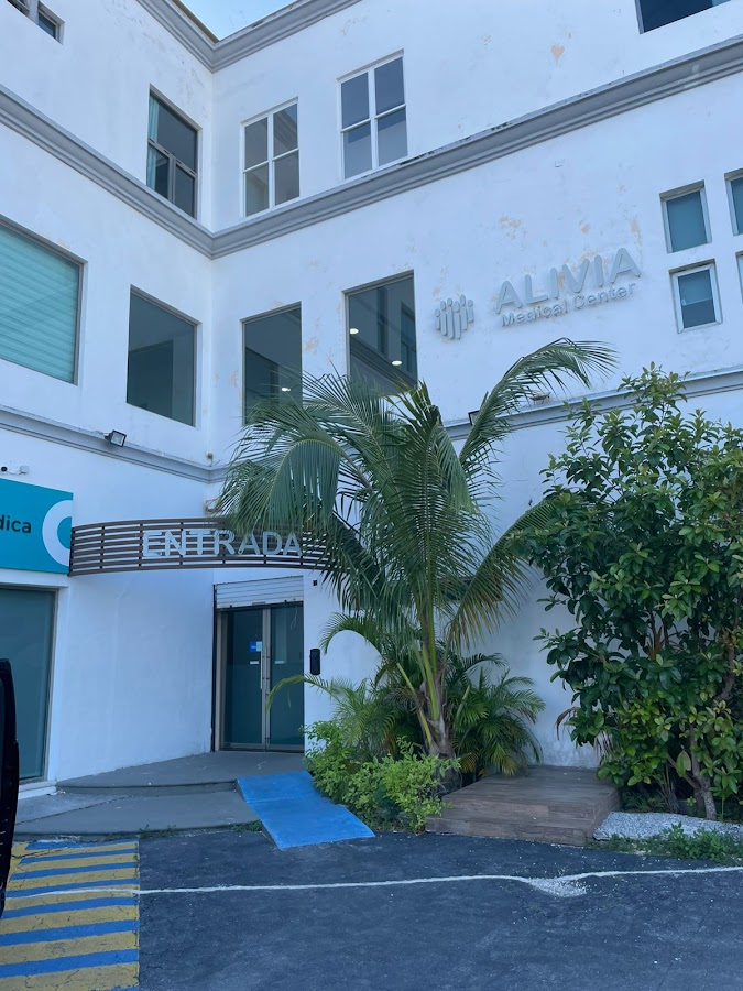 Clínica Dental Quirúrgica - dental clinic in Cancun, Mexico