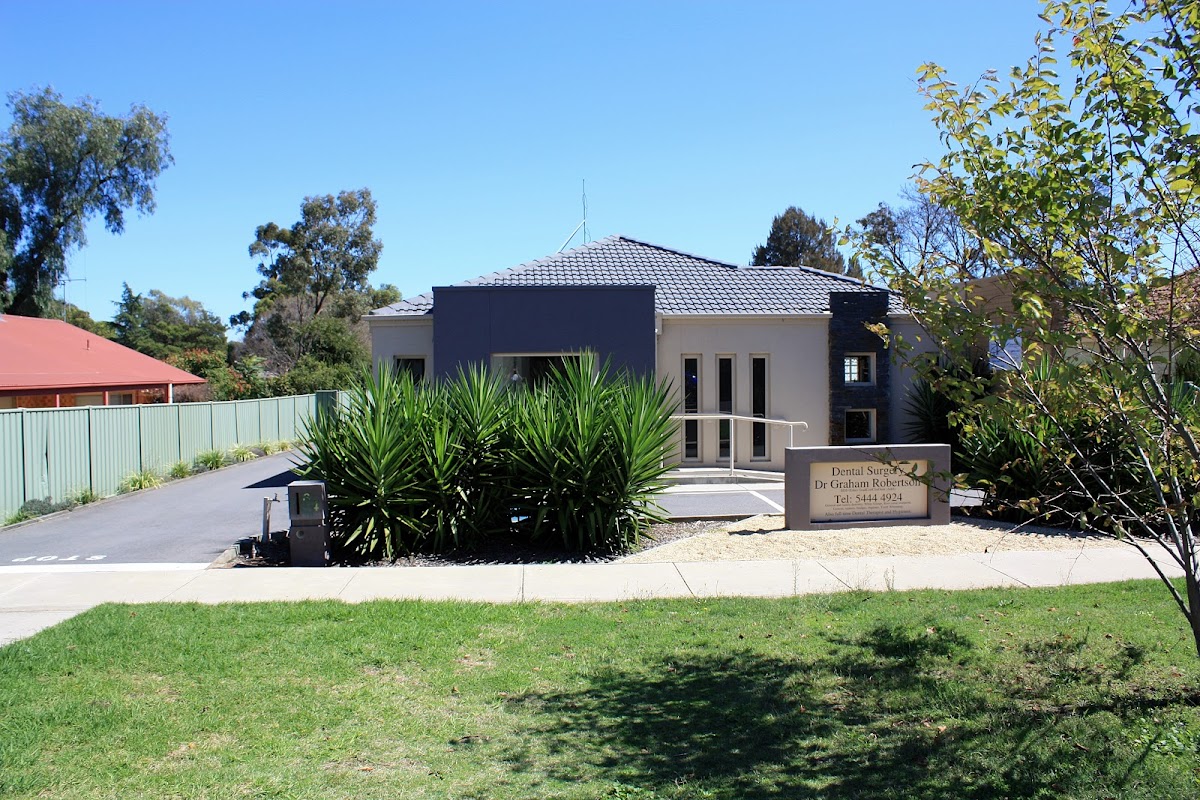 Dental Clinic Robertson Dental Innovations dental clinic in Bendigo