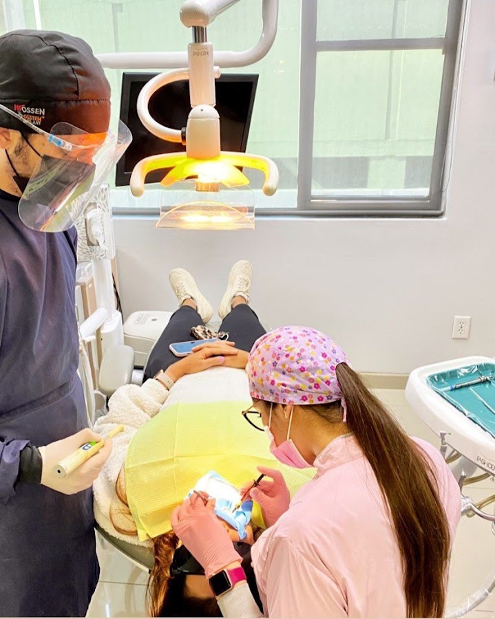 Dental Image - Chapultepec (Implantes y Odontología) - dental clinic in Tijuana