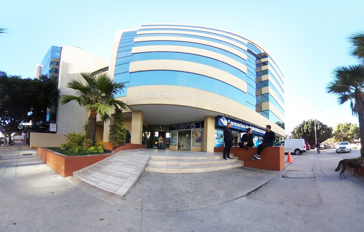 Smile 4 Ever Mexico - dental clinic in Tijuana