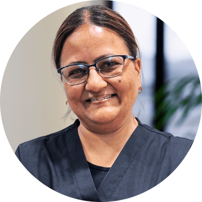 Dentist Monika Makkar - Prosthetics, full mouth rehabilitation, facial aesthetics, TMJ management