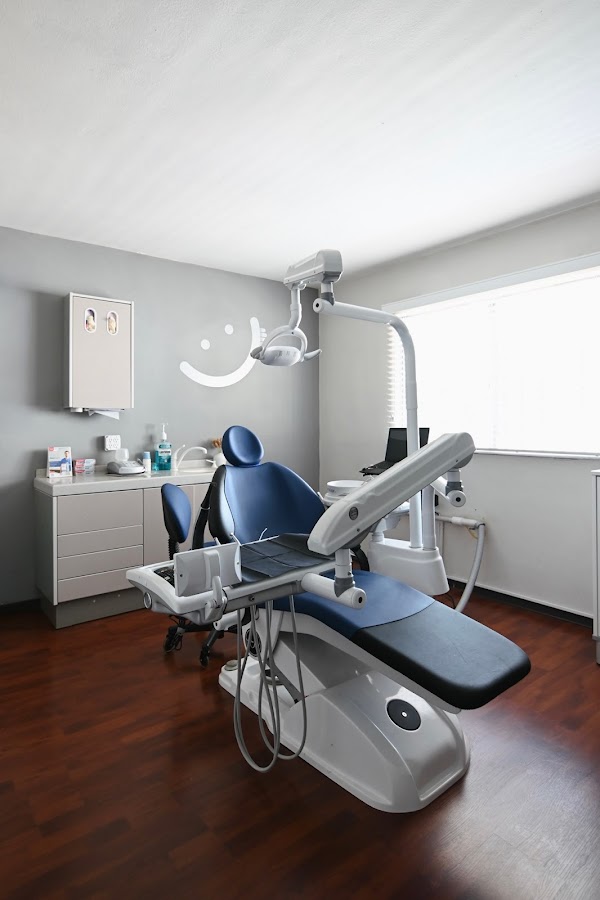 Clínica Dental Tj - dental clinic in Tijuana