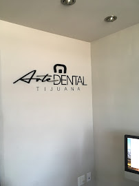 Dental Implant Art Tijuana