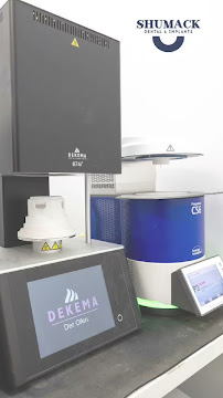 Shumack Dental & Implants