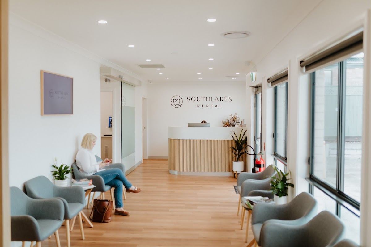 Southlakes Dental - dental clinic in Dubbo
