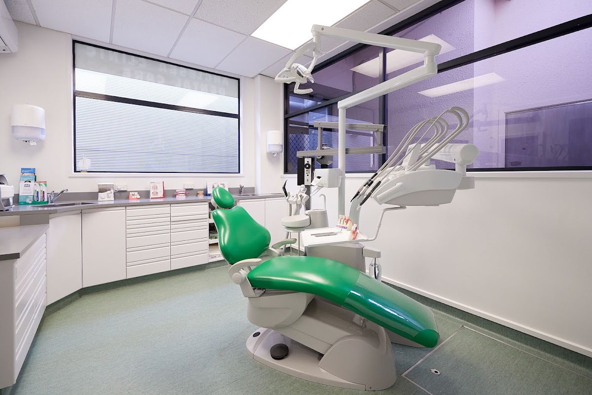 Dental Clinic Dental Holistix dental clinic in Hamilton