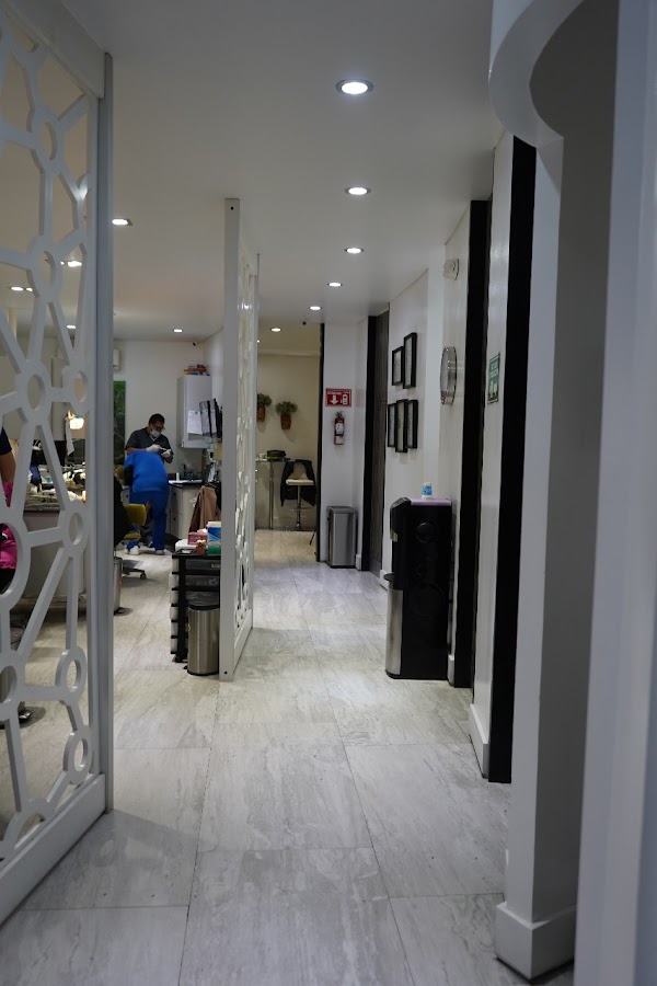 Dr De La Vega - dental clinic in Tijuana