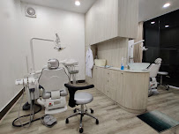 S. Dental Clinic ຄລີນິກປົວແຂ້ວ ເອສ.