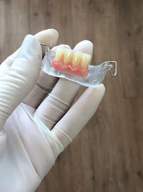 Dra Mariana Cestari |Dentista 24h | Av Paulista