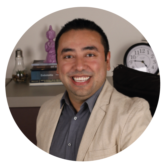 Implantologist, Periodontia Professor (CRO 97509) Bill Okuma - Implantology, periodontia