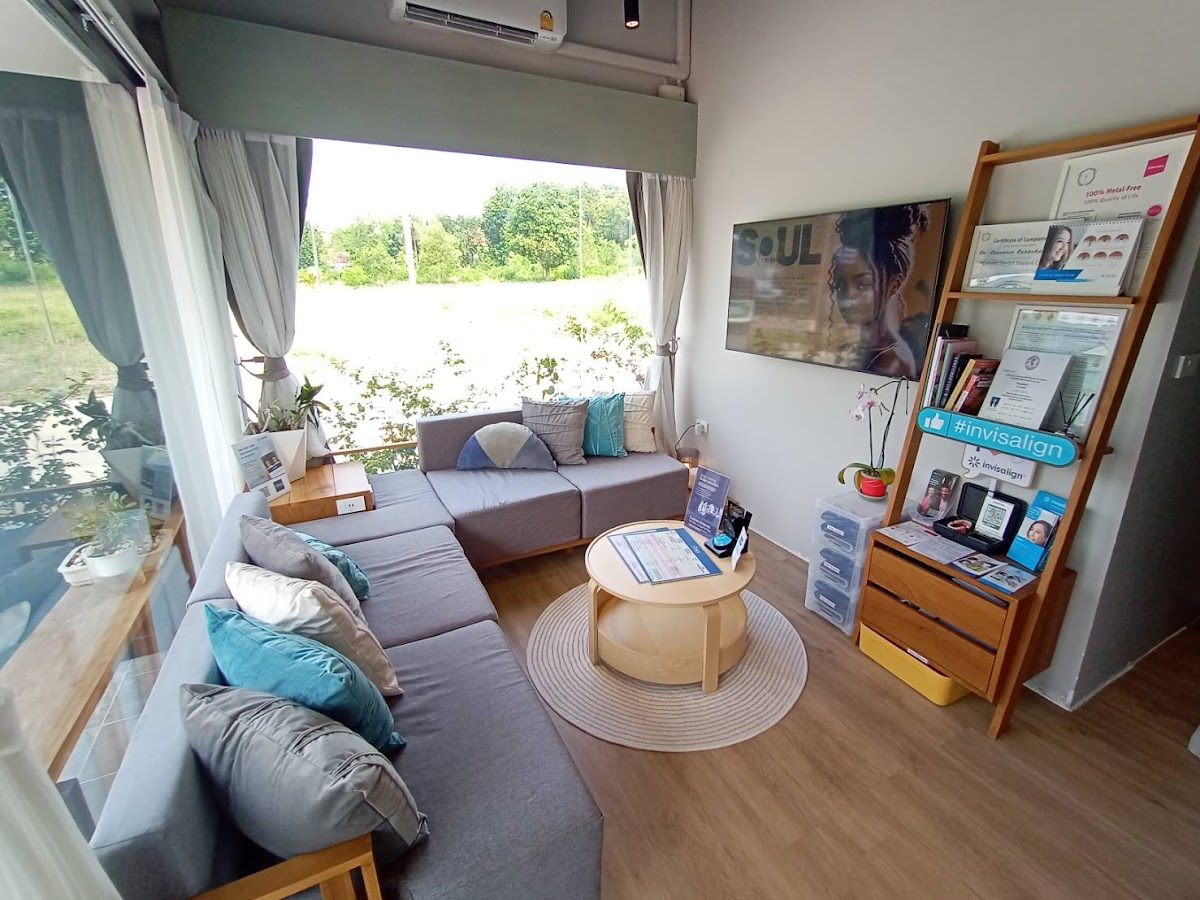 Floss Dental Office - dental clinic in Koh Samui