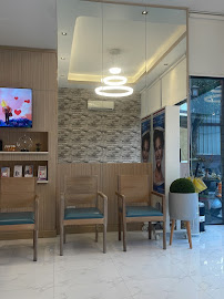 Esth dental clinic