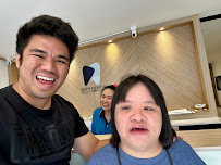Esth dental clinic