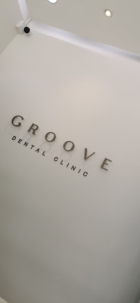 Groove dental clinic