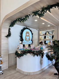 Mr.White Dental Clinic