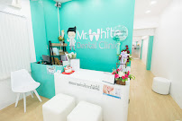 Mr.White Dental Clinic